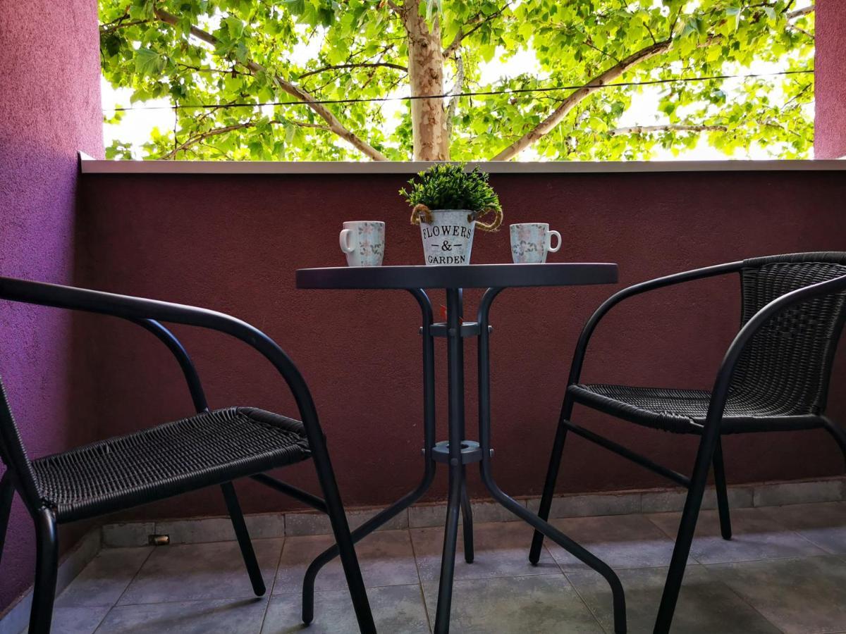 Cozy Corner Apartments - Free Parking & Wi-Fi Ćuprija Екстериор снимка