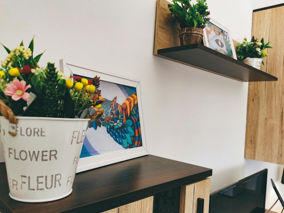 Cozy Corner Apartments - Free Parking & Wi-Fi Ćuprija Екстериор снимка