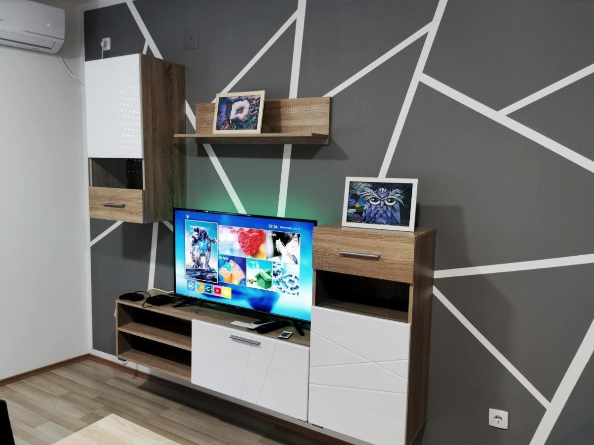 Cozy Corner Apartments - Free Parking & Wi-Fi Ćuprija Екстериор снимка